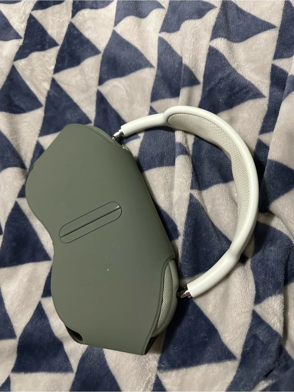 AirPods Max, Over-Ear Headphones in green